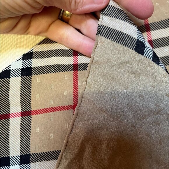 Burberry Silk Damask XL Scarf Nova Check Plaid Long Foulard Made Italy - Picture 10 of 10